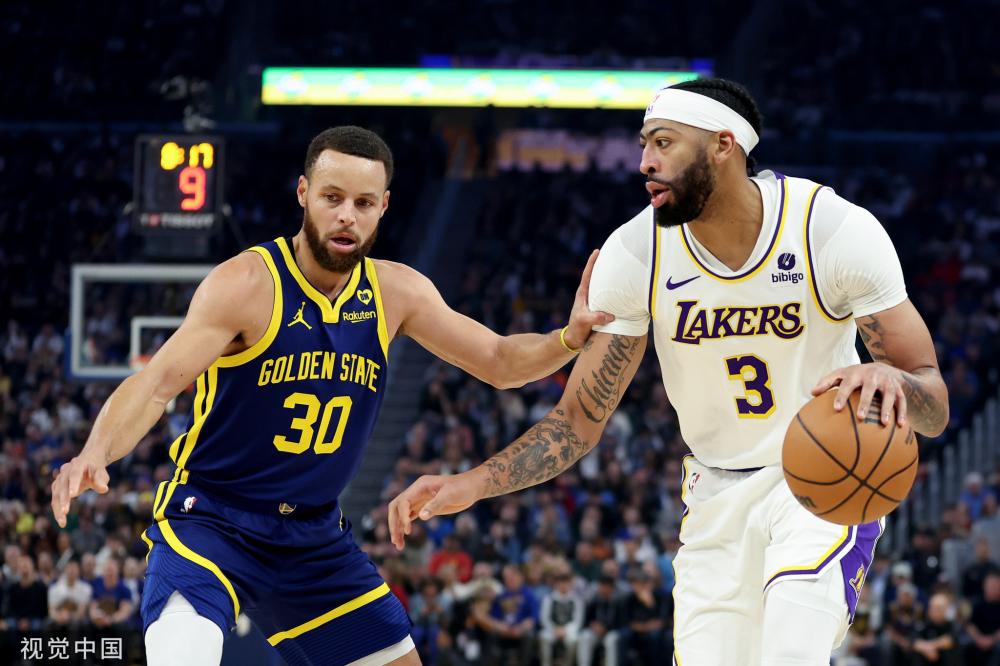 钢铁屏障 钢铁屏障