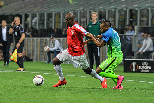 随着球队刚 随着球队刚