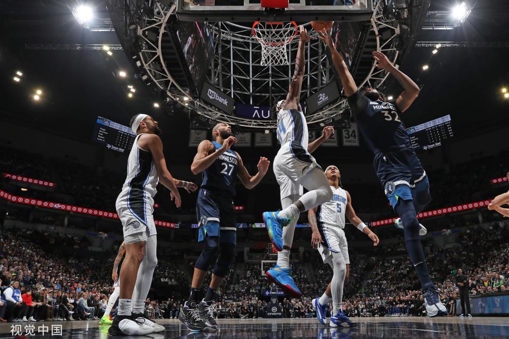 于布鲁加雷 于布鲁加雷